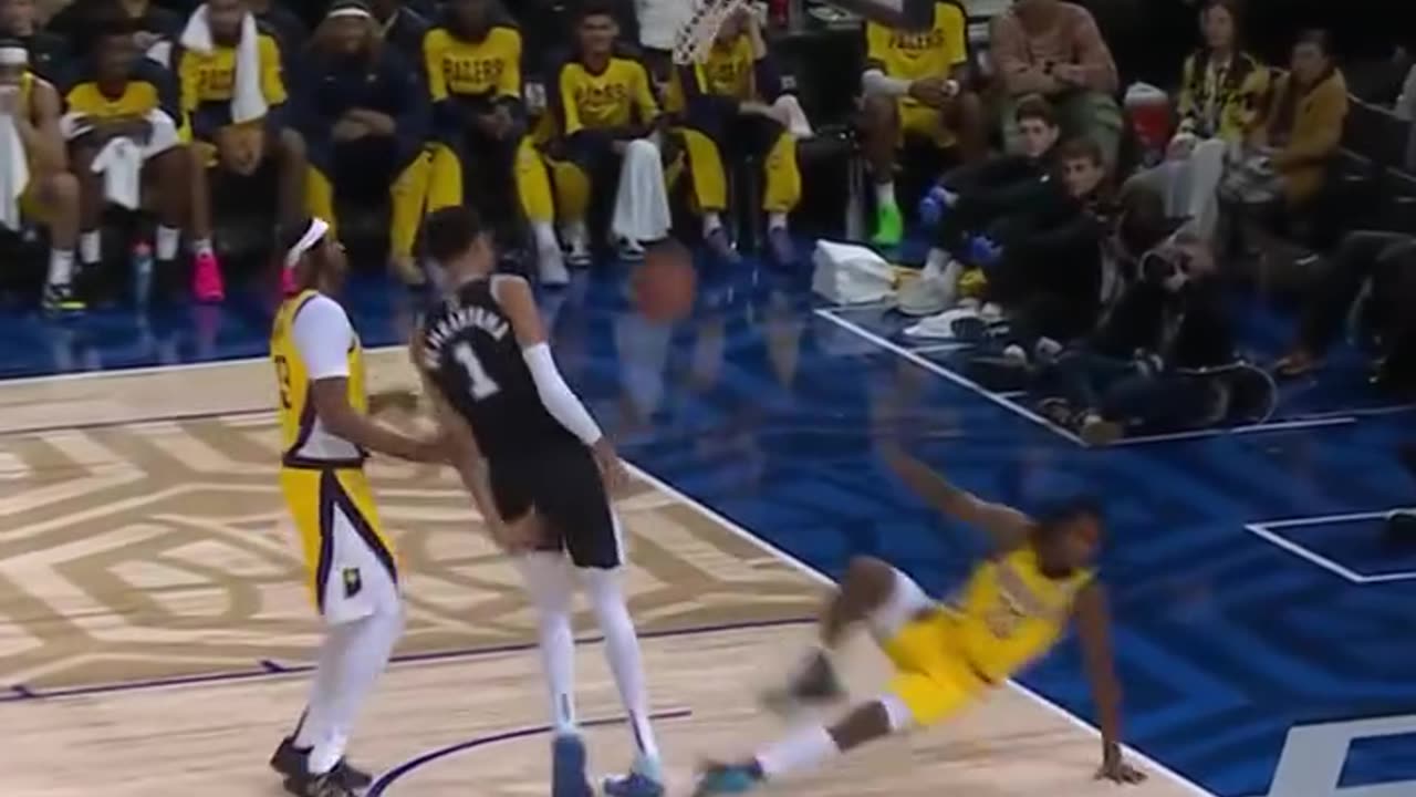 Wow Wemby 😮🏀