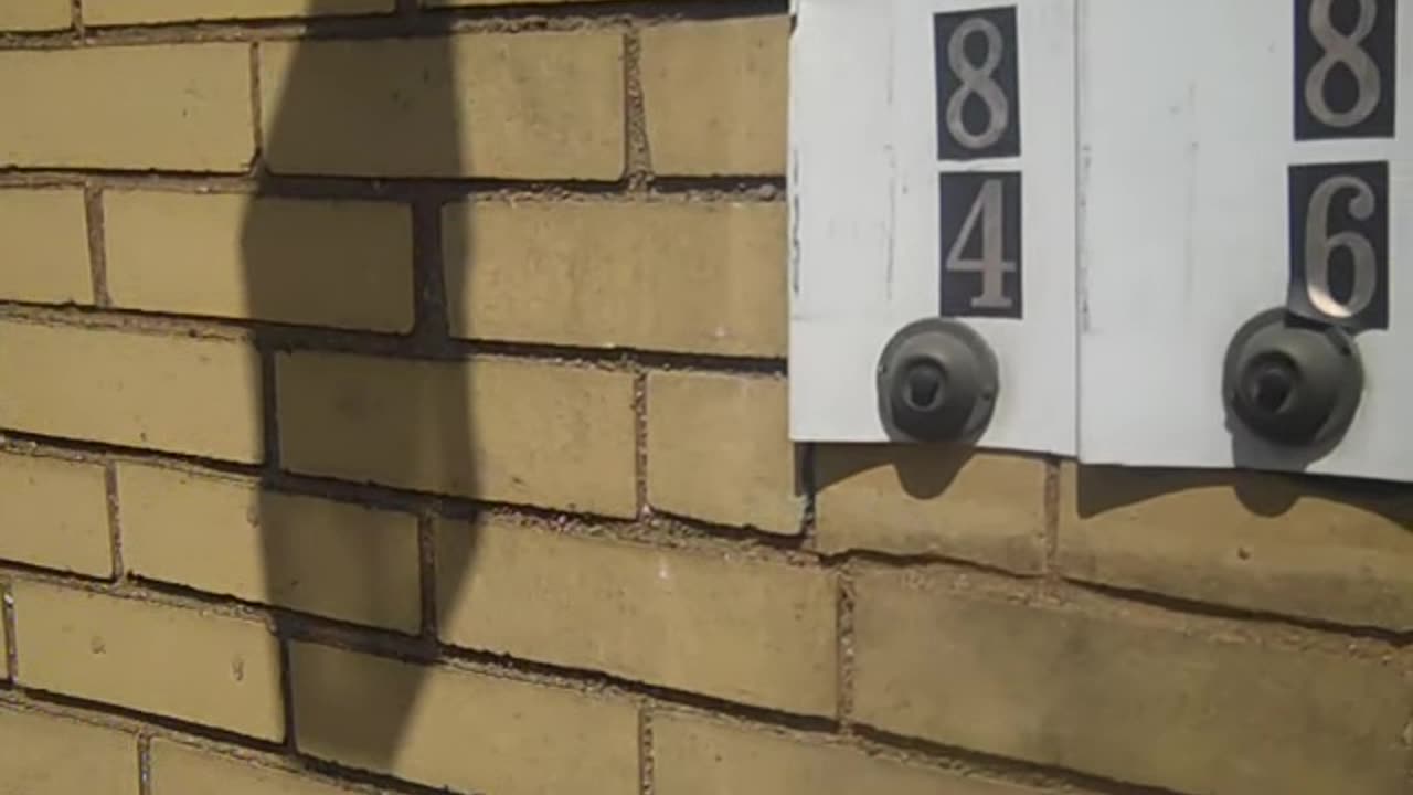 oK GANG, we_re at Lings Place with Plumber SHEA SHOW