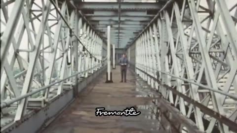 1970s London | London Landmarks | Tower Bridge | The Bridges of London | Today | 1973