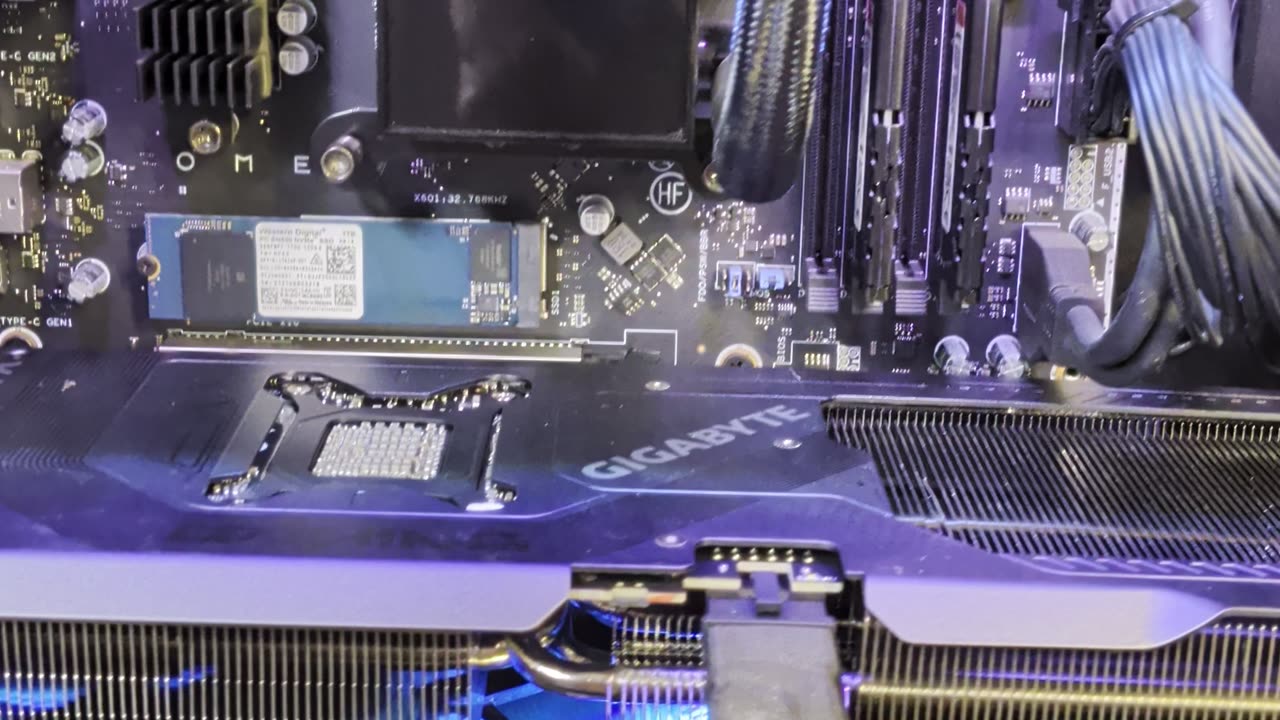 HP Omen Upgraded To RTX 5070 For Call Of Duty!