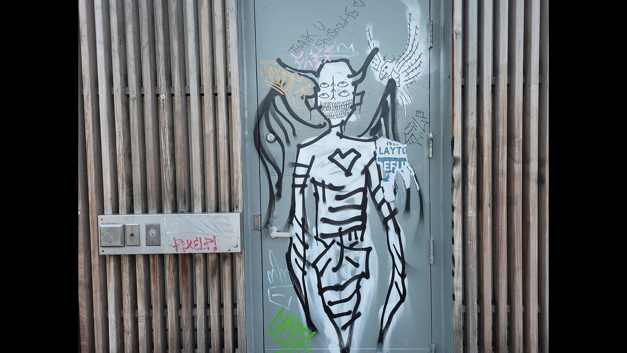 Pt 2 of the 3 body Problem video of Prof Dave Roasting Terrence H and Moor