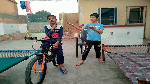 Kohinoor play with friend ⏯️