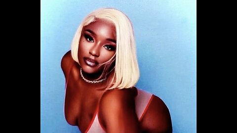 Daisy Dukes vs Rollie #baddiesusa #zeus