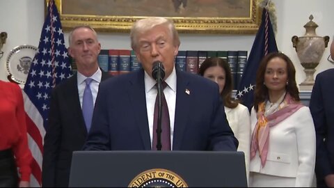 🇺🇸 Trump touts his gold card for corporations and immigrants