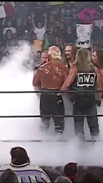 Warrios smelling hogan fear.