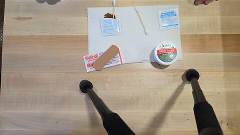 Removing a splinter/wire/glass/spline with drawing (draw) salve.