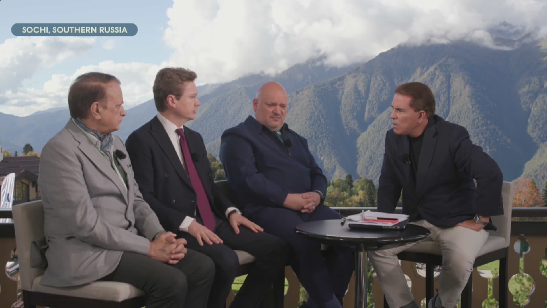 Sanchez Effect | Is the West ready to adapt to a multipolar world? Panel discussion