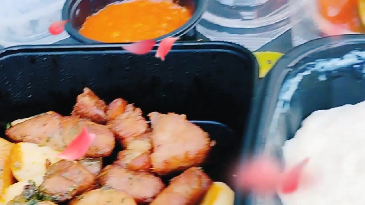 Vlog) 돼지 목살과 계란찜/ Stir-fried pork neck and steamed eggs.