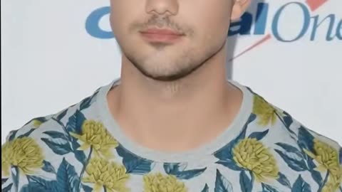 We haven’t seen his new movie for a long time #taylorlautner #throug....