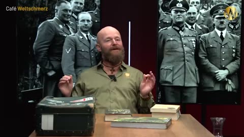 Rypke Zeilmaker - Cafe Weltschmerz - “Hitler was extreem Links, niet Rechts”