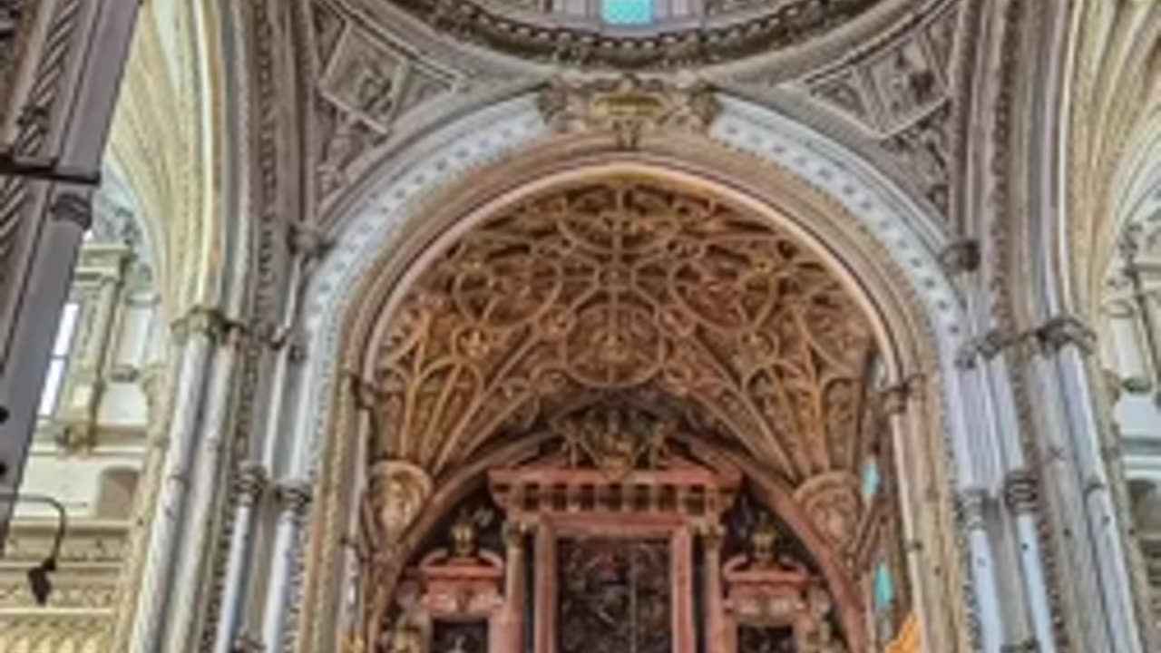 Modern Architecture vs Old School Architecture