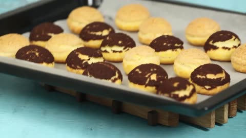 Choux au Craquelin - Crispy Cream Puffs by Ella