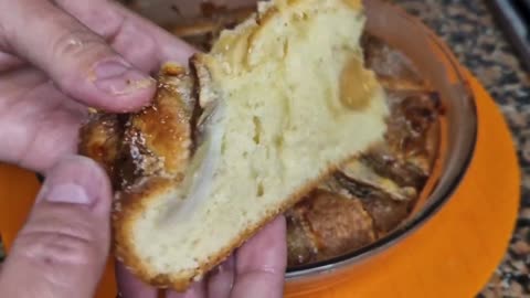 Banana Cake with Dulce de Leche 🍌🎂🍯