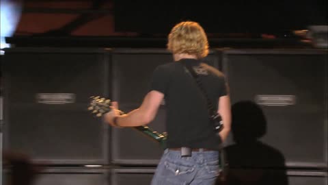 Animals - Nickelback (live)