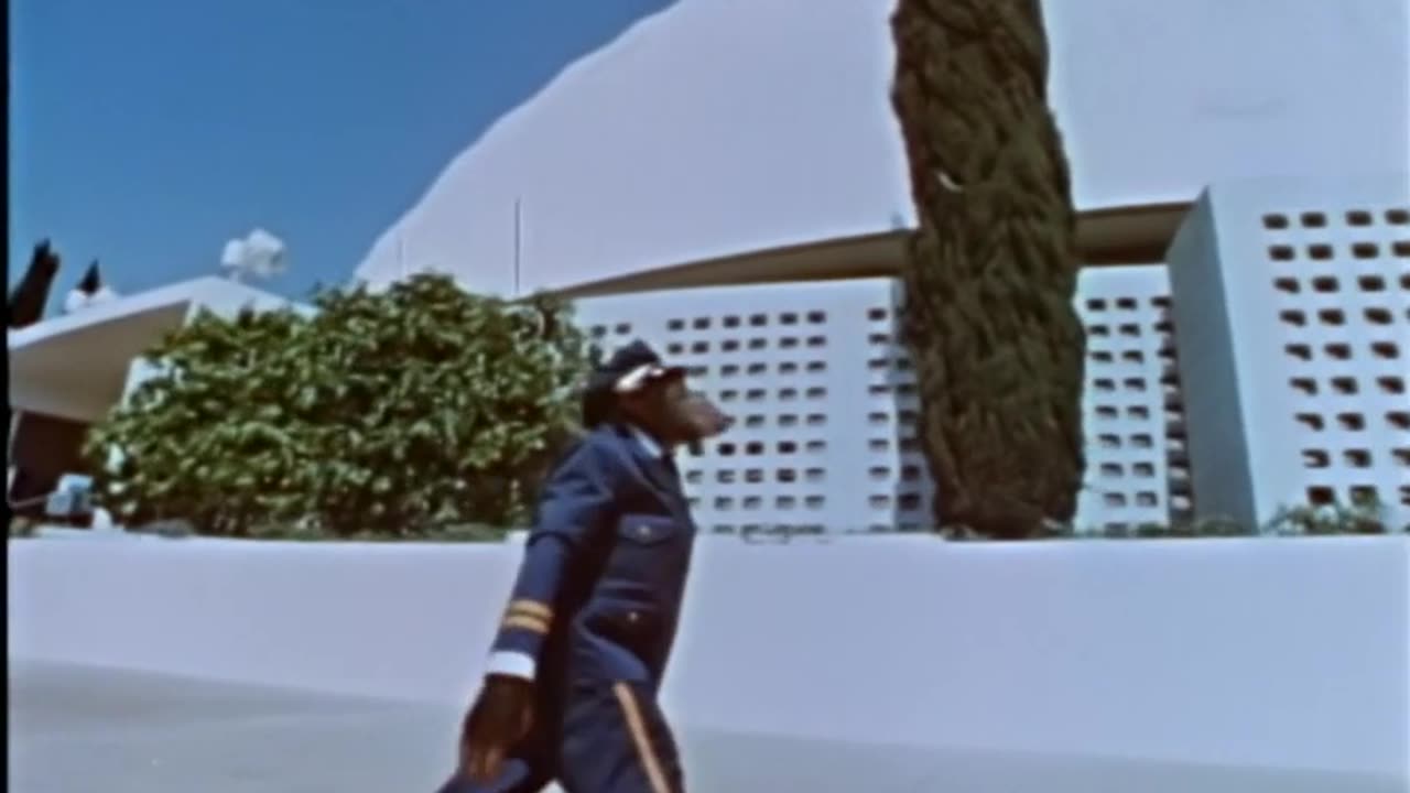 1970 Lancelot Link, Secret Chimp S01E04 C.H.U.M.P. takes a Holiday