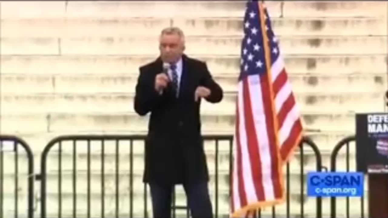 Robert F. Kennedy - State attenti al Digital ID