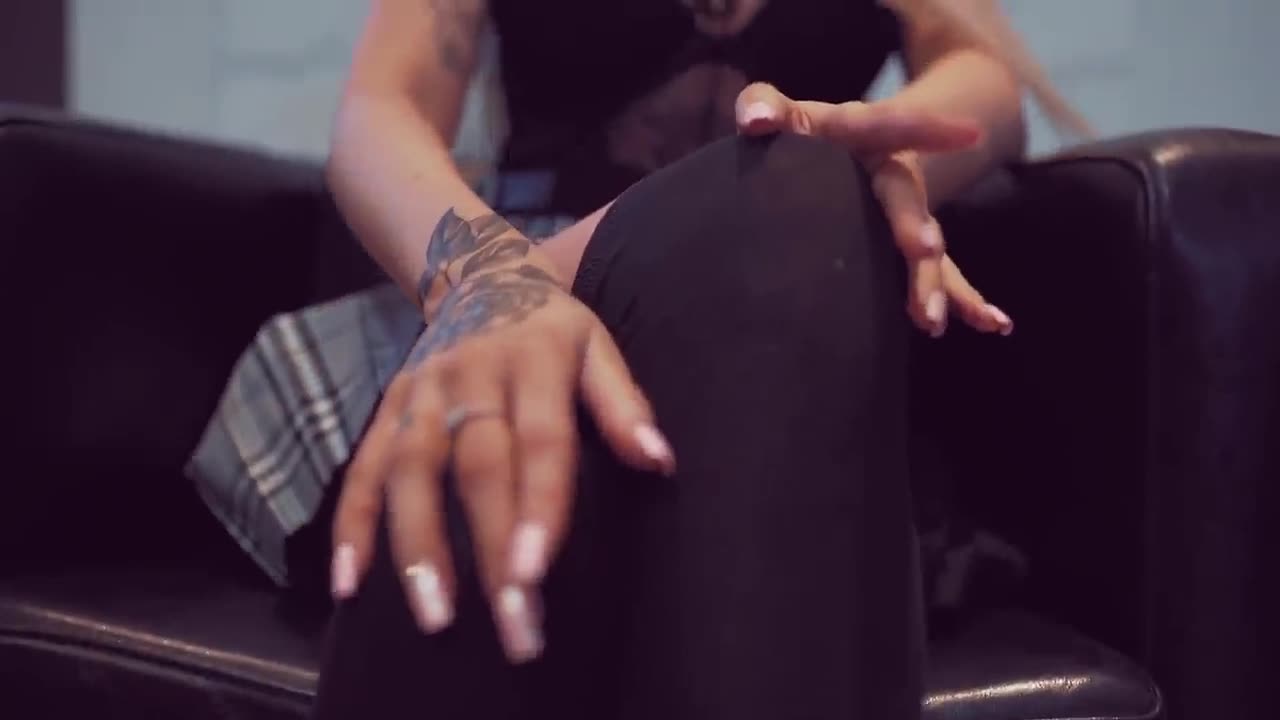 She Knows How to Drive you Crazy #24