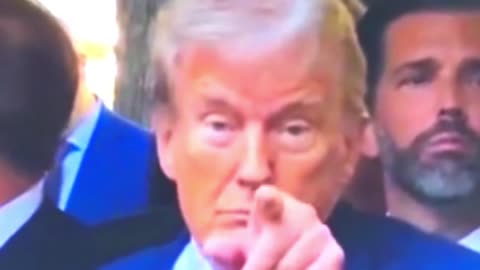 Trump Pointing At YOU Encouraging Moment 👉