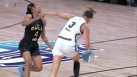 🤐 Skylar Diggins HEATED words with Phantom coach after Marina Mabrey hits her in face | Unrivaled