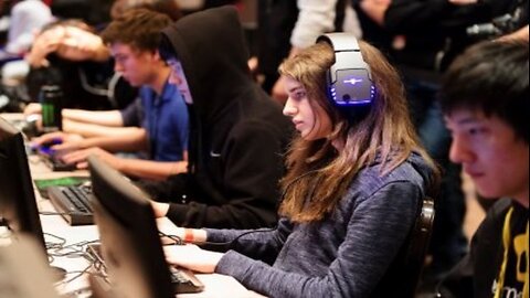 Total Biscuit Is Confused: Female Competitive Gamers