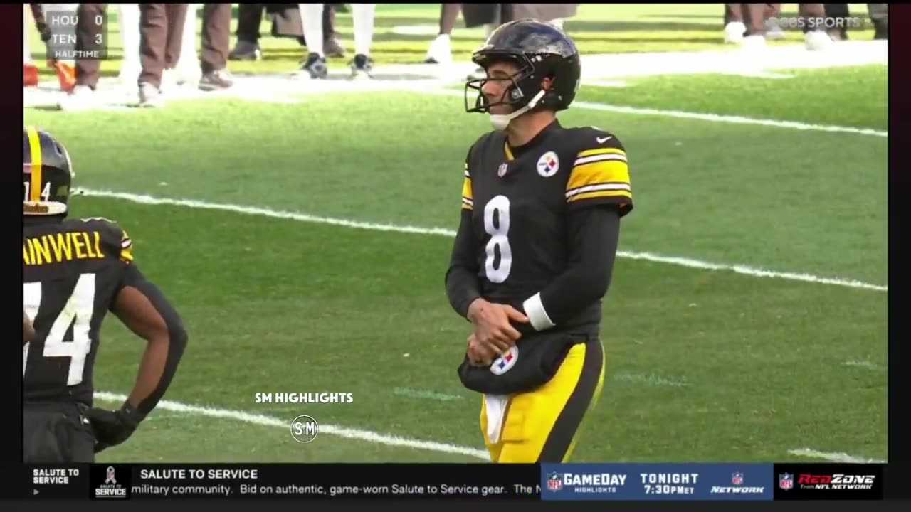 Steelers QB Aaron Rodgers is being evaluated with a wrist injury