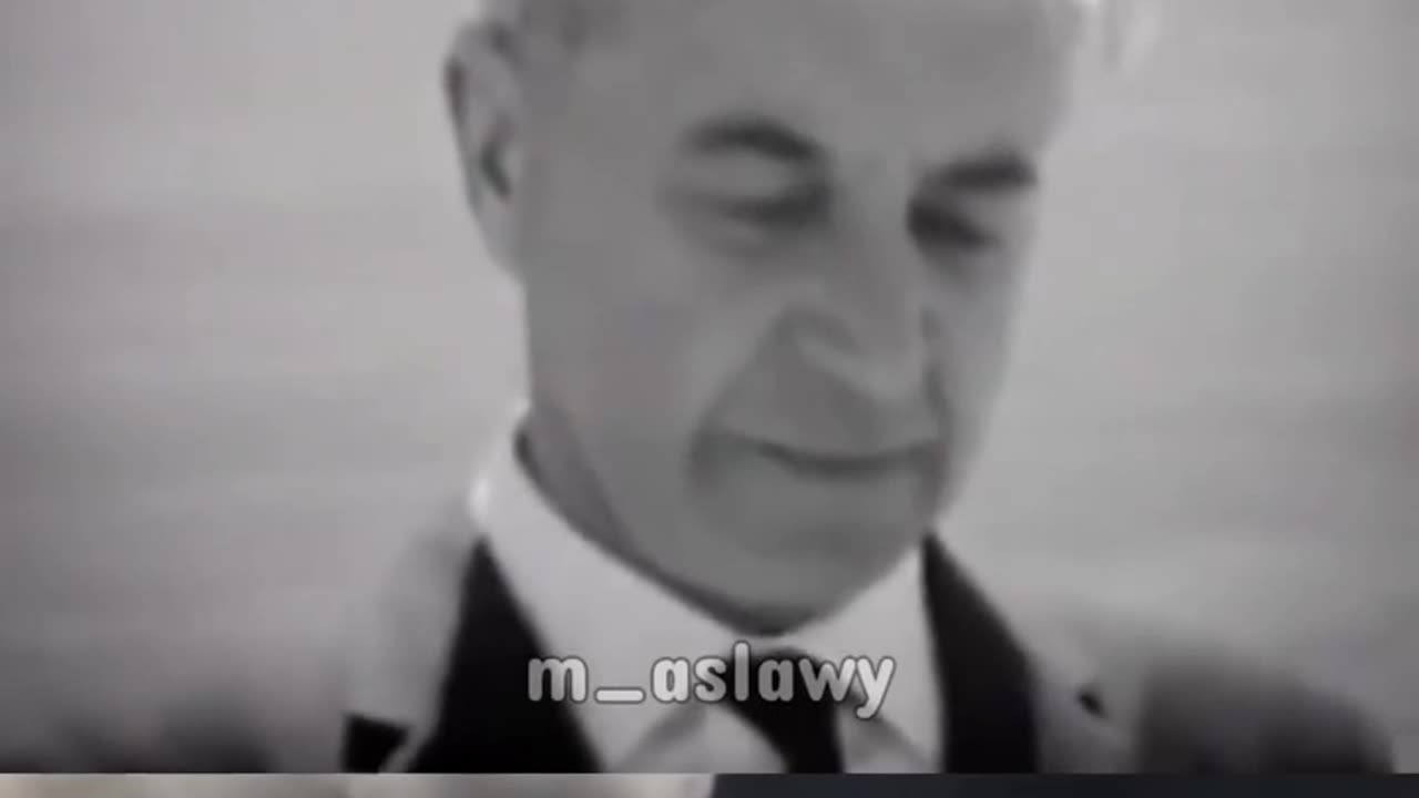 The moon is NOT a rock WAKE THE FUCK UP SLEEPERS!!!