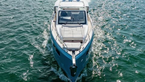 Miami boat charter – 43′ Jeanneau for Rent⛵ ❤️