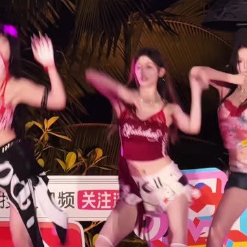 Feminine Coral red Cropped Tee Vibrant Hip Hop Dance | Daily Beauty EP 934