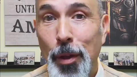 Food & Mood: Your Gut's Secret Connection Revealed!