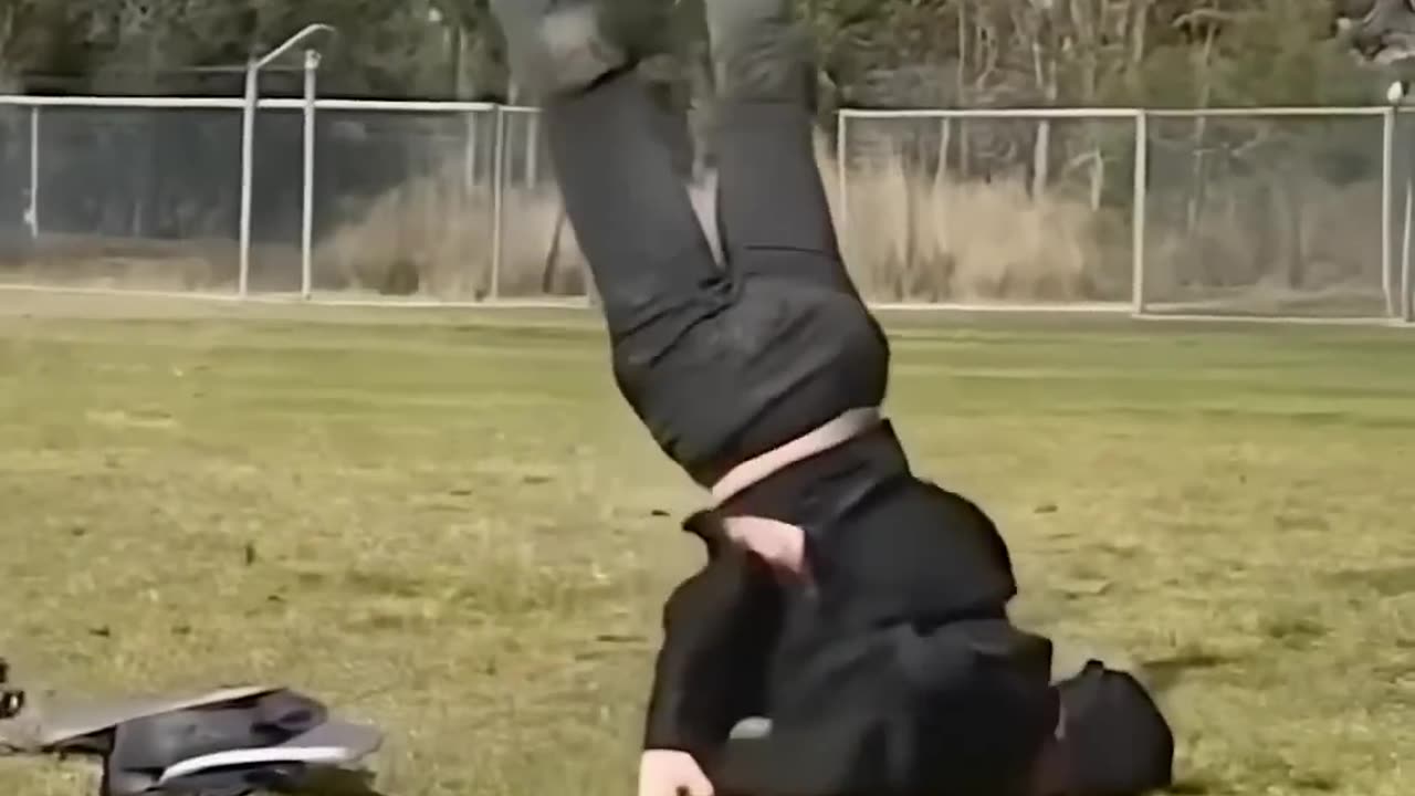 Real life Vs AI. Part 12 (Wait for the end 😂)
