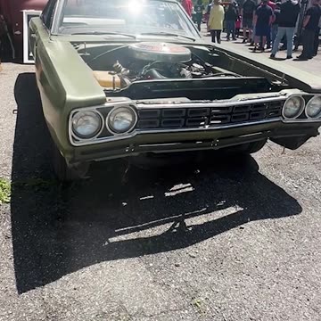 Monday Motor Madness # 156 - Used Hemi