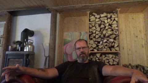 Peace Prize Dilemma. Trump doing fine. Weird People in loungers