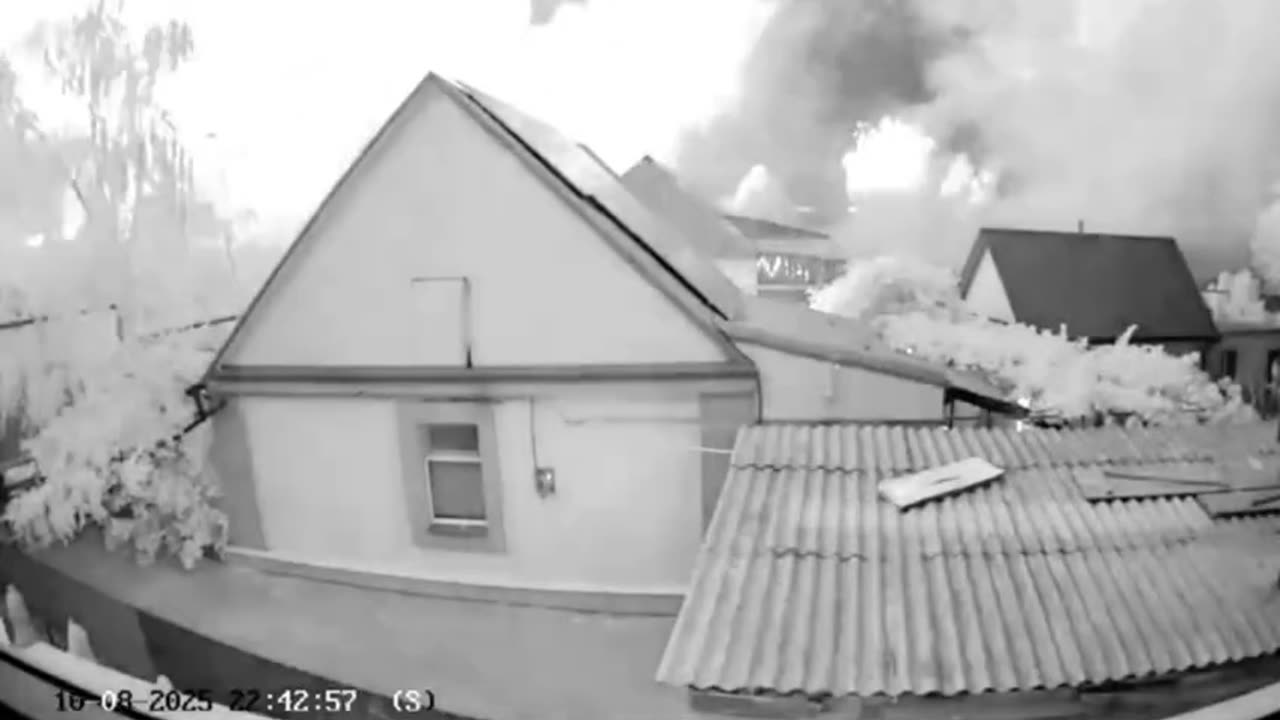 Tornado-S MLRS barrage