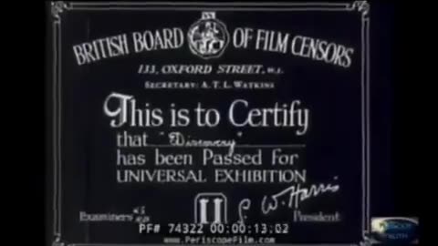 バード提督が探検中に撮影した、嘘が始まる前の氷壁