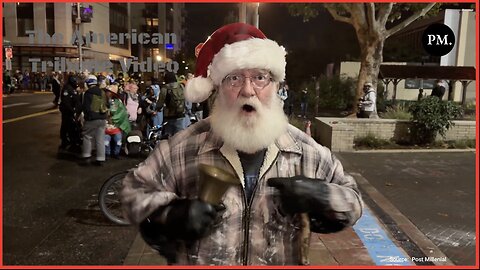 Man Dressed as Santa Shows Up In Portland to Support ICE, Sound Off on Anti-ICE Rioters