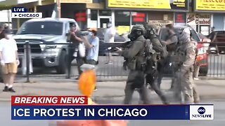 DHS says federal agents shot armed woman in Chicago