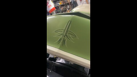 Von Dutch / Beatnik style pinstriping