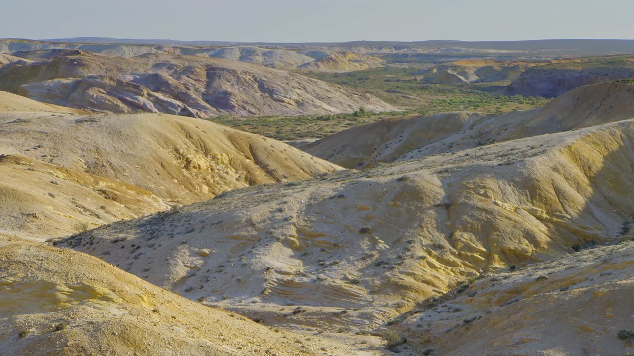 Africa's Hidden Kingdoms: Series 1_Namaqualand: the Desert Bloom