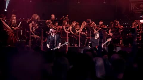 Alter Bridge - The Last Hero (Live At The Royal Albert Hall)