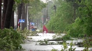 Residents recall 'terrifying' night as Typhoon Bualoi hits Vietnam