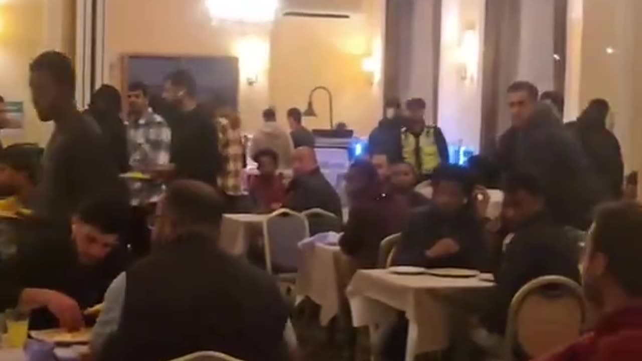 🚨 An auditor came across Derby Station Migrant Hotel and caught them stuffing...