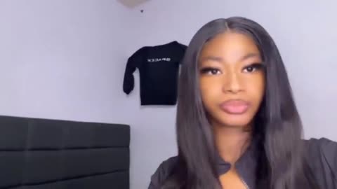 Woman talking about EBT's