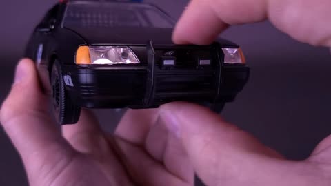 Jada Toys Hollywood Rides Robocop & 1/24 Scale '86 OCP Ford Taurus Review