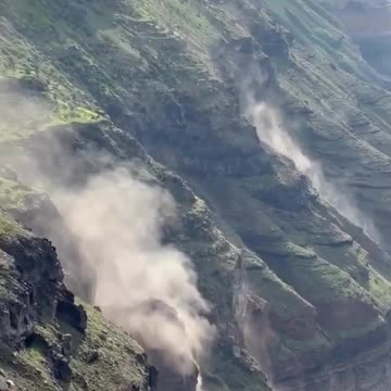 Pray for Santorini 🙏🙏🙏