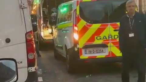 title in discription box