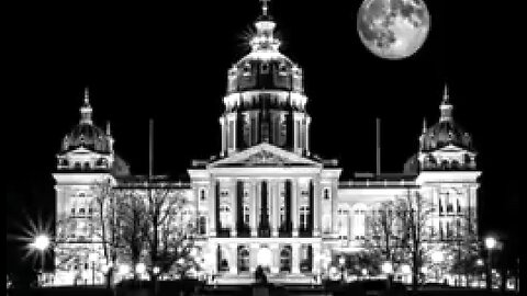 ONE OF MY FAVORITE STATE CAPITAL HAS TO BE THE ONE IN IOWA. SO MASSIVE AND OVER THE TOP...🔥