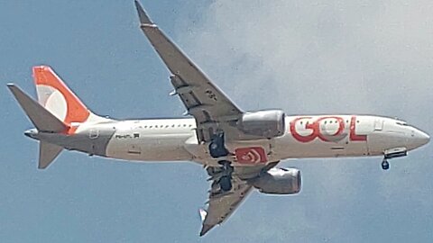 Airbus A320 PR-MHI coming from Teresina and Boeing 737 MAX 8 PS-GPL from São Paulo to Fortaleza