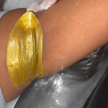 @bare.bydominique Underarm Waxing with Sexy Smooth Golden Allure Hard Wax | Full Review