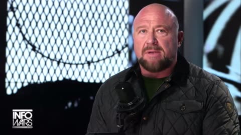 Alex Jones talks about thanking God for our food