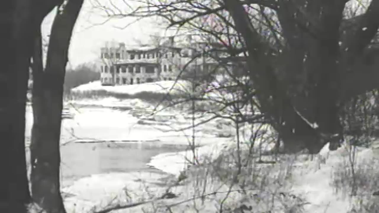 Horse-Powered Threshing Mac... - Horse-Powered Threshing Machine As Dreams Come True - fc-fc-2262a-b